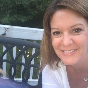 Meet your Posher, Deb